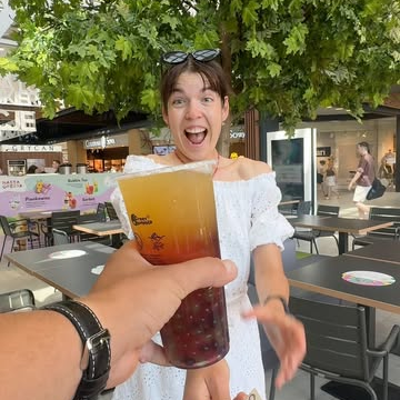 feed image